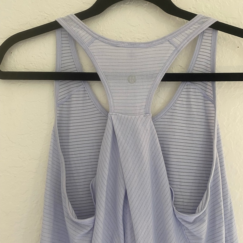 Lululemon Razorback Tank Top Size 6 - Picture 5 of 6